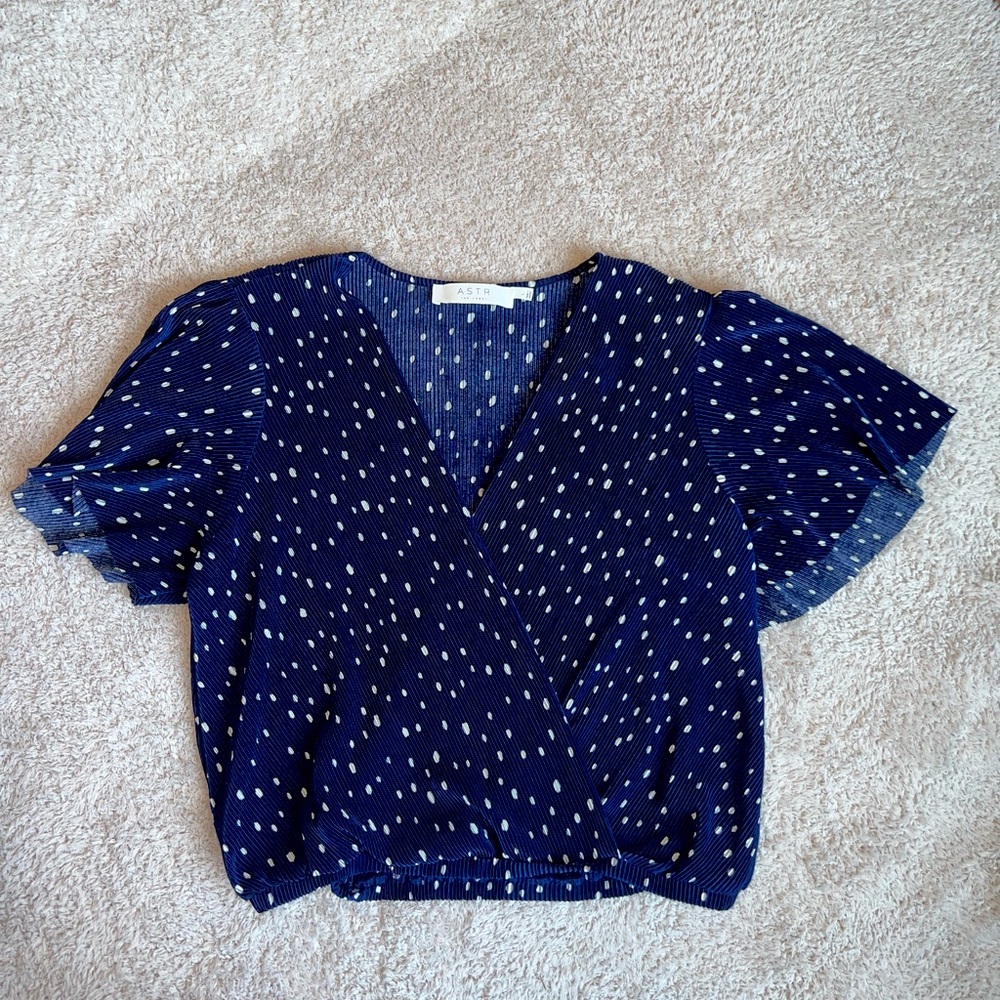 NWOT blue and white spotted top